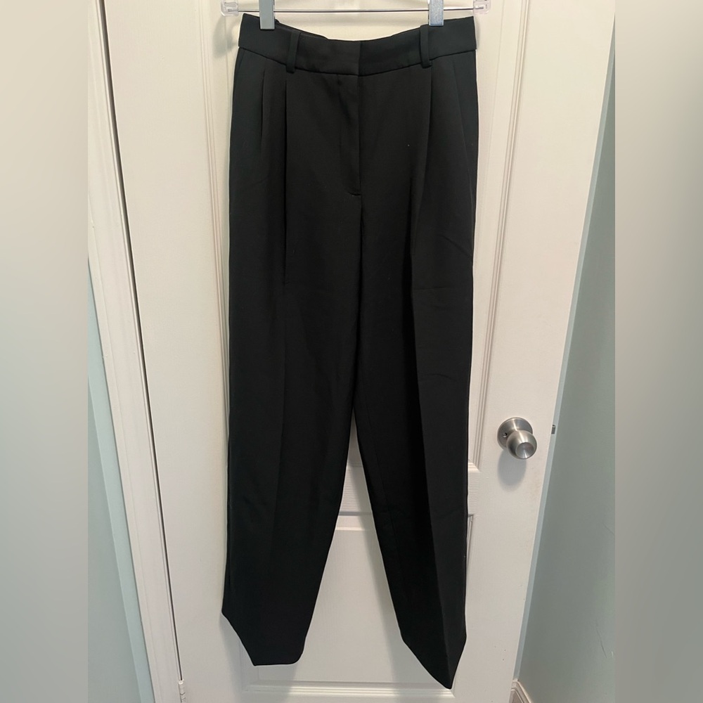 Babaton Pleated Pants Aritzia Black Size 4